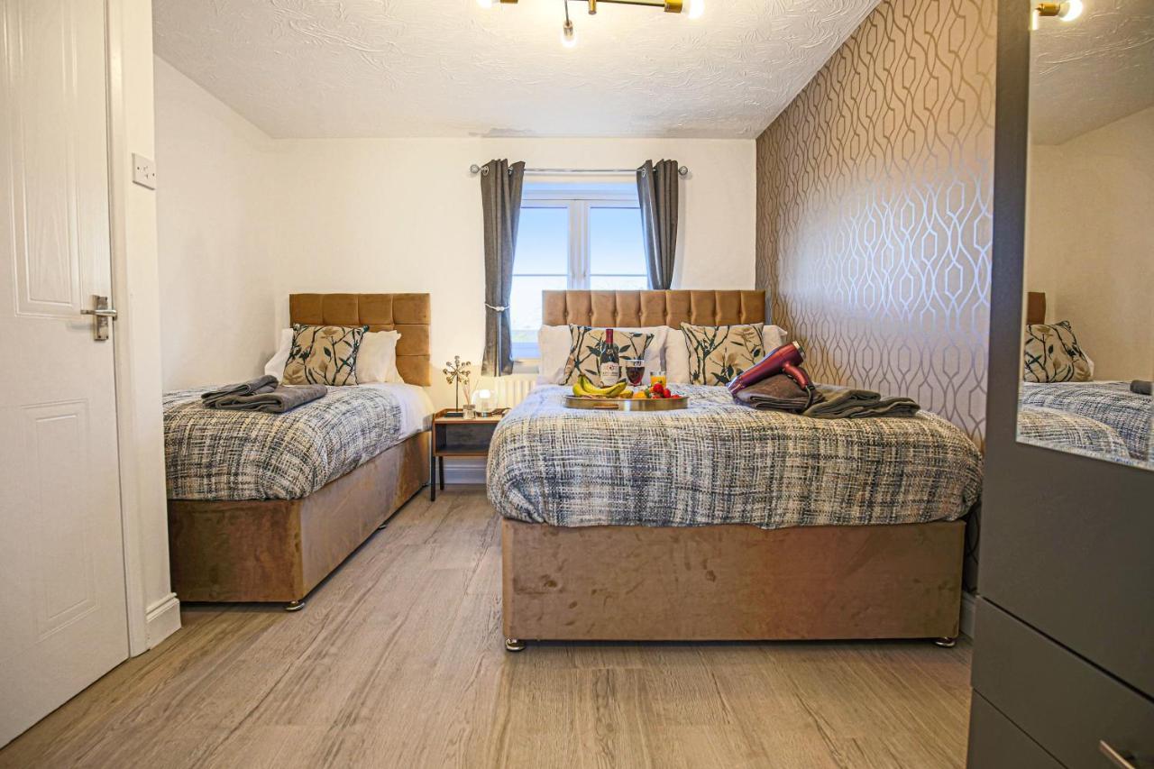 Cosy 3 Bed House To Bicester Outlet For Big Group By Platinum Key Properties Εξωτερικό φωτογραφία